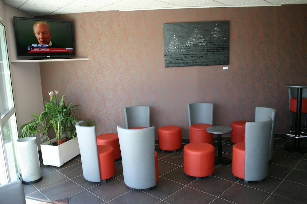 Brit Hotel Saint-Meen-Le-Grand En Broceliande Ngoại thất bức ảnh