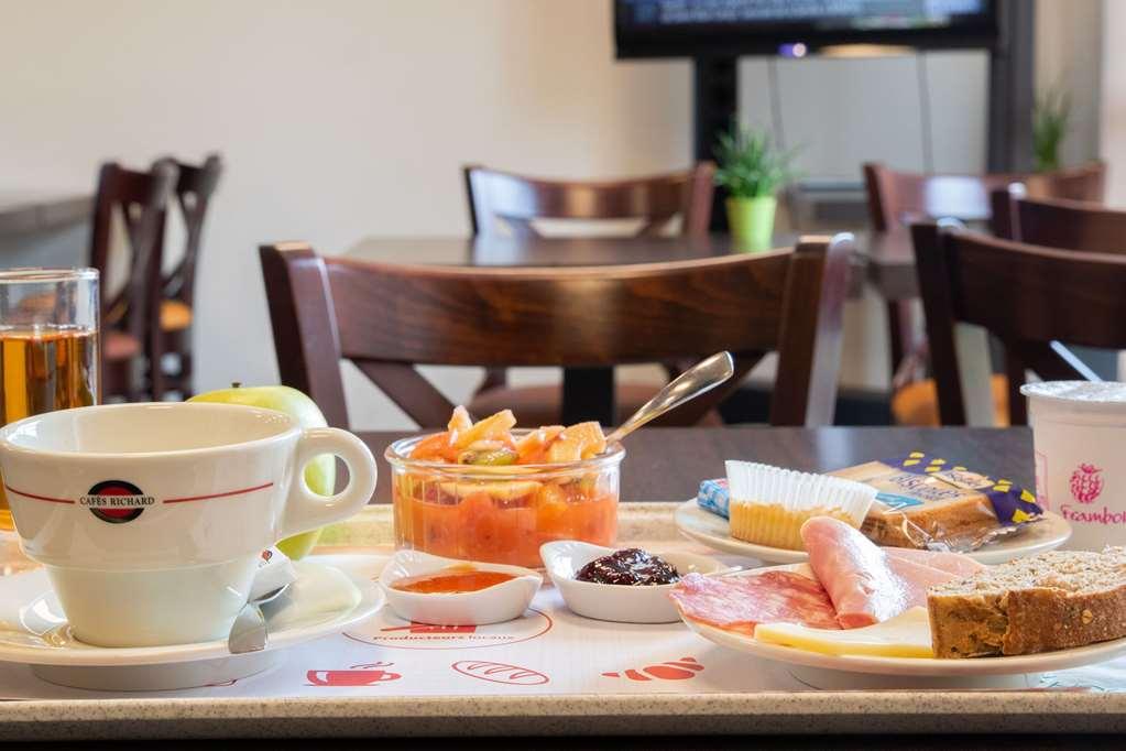 Brit Hotel Saint-Meen-Le-Grand En Broceliande Nhà hàng bức ảnh