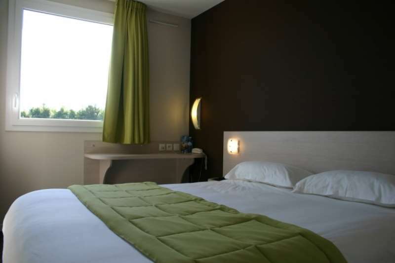 Brit Hotel Saint-Meen-Le-Grand En Broceliande Phòng bức ảnh